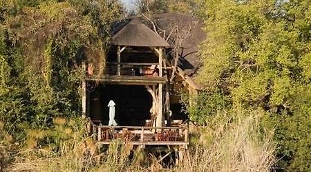 Lianshulu Lodge Muneambuanas Exteriör bild